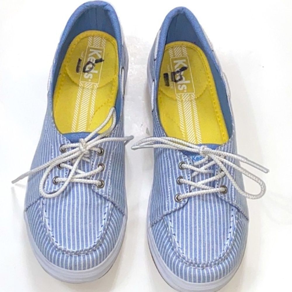 Kids women shoes size 9.5